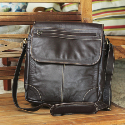 Leather satchel, Intrepid in Dark Brown