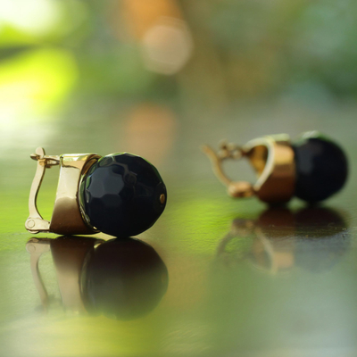 Vergoldete Onyx-Ohrhänger – Tropfenohrringe aus brasilianischem schwarzem Onyx, in 18-karätiges Gold getaucht