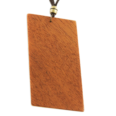 Collar con colgante de madera - Collar con colgante rectangular de madera de Artesanos Brasileños