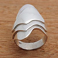 Silver cocktail ring, 'Lake Waves'