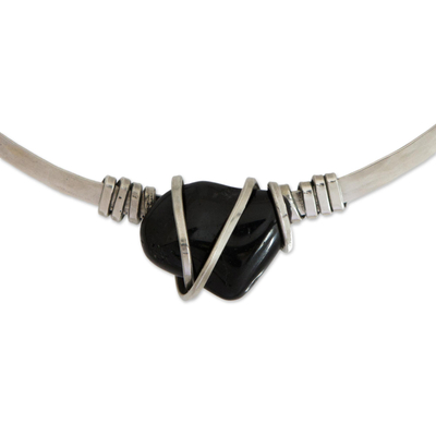 Halskette mit Turmalin-Kragenanhänger aus Brasilien