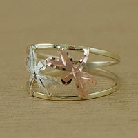 Gold band ring, 'Dragonfly Encounter'