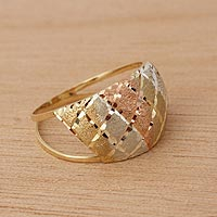 Featured review for Gold cocktail ring, Tricolor Diamonds