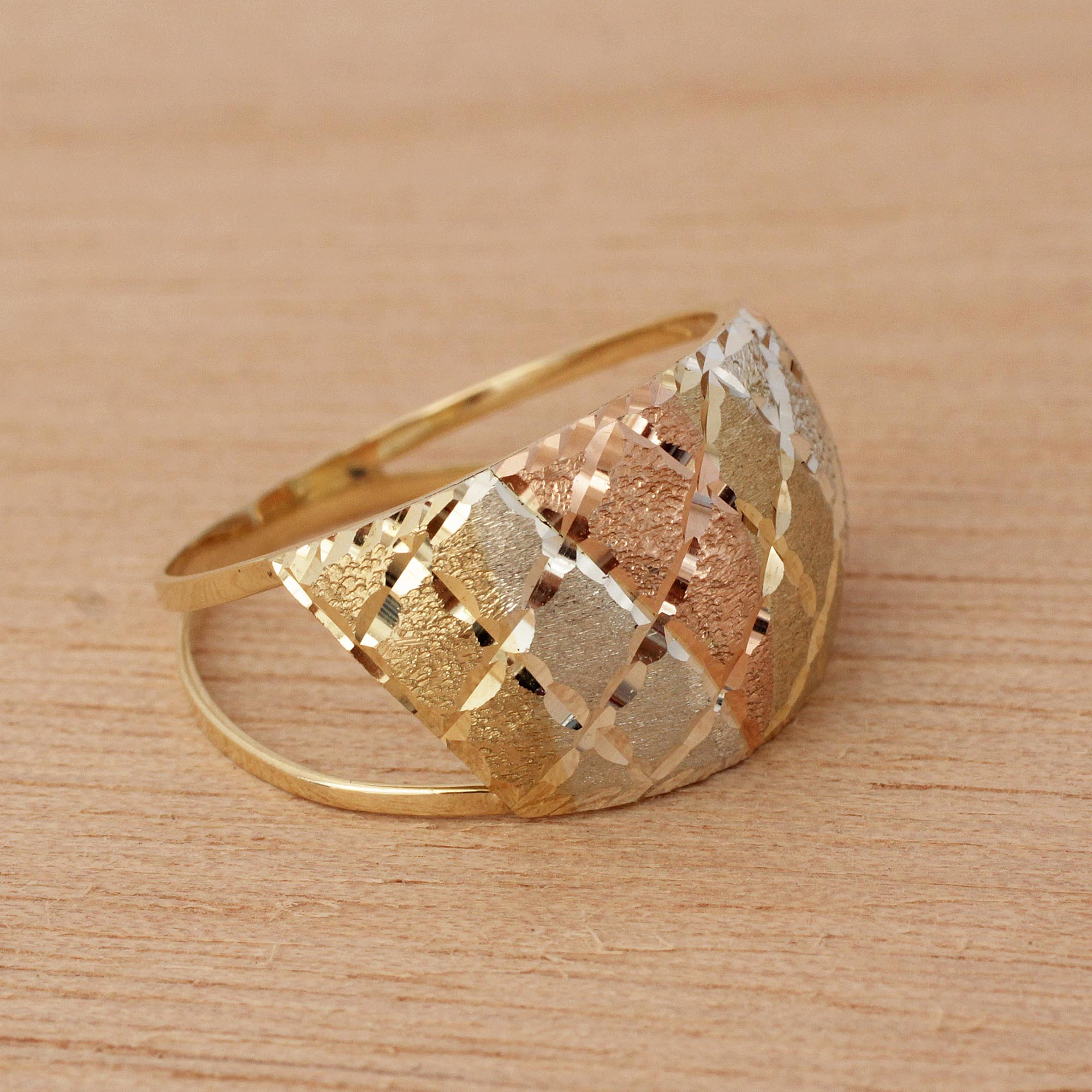 Ever-shining Cocktail Diamond Ring For Women - Gandaram Jewellers
