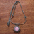 Halskette mit Rosenquarz-Anhänger - Handgefertigte Halskette mit Rosenquarz-Sonnenanhänger aus Edelstahl