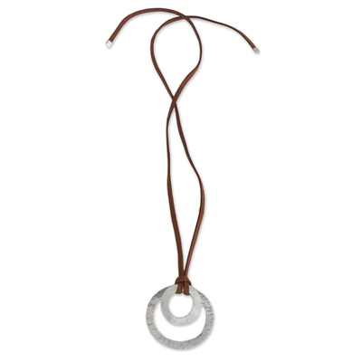 Silber-Anhänger-Collier, 'Modern Hoops', 'Modern Hoops - Moderne verstellbare Silberanhänger-Halskette aus Brasilien