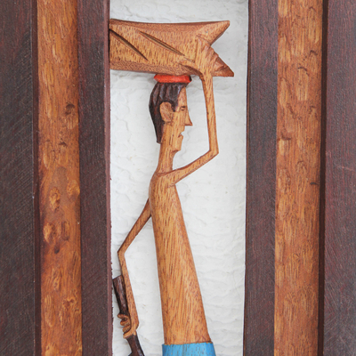 Reliefplatte aus Holz - Handgeschnitzte Holzrelieftafel eines brasilianischen Arbeiters