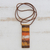 Halskette mit Anhänger aus Kunstglas und Leder - Handgefertigte mehrschichtige Glasanhänger-Halskette aus Brasilien