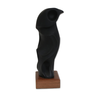 Harz-Skulptur, „Abstrakter Wanderfalke in Schwarz“. - Abstrakte Harzskulptur eines Falken in Schwarz aus Brasilien