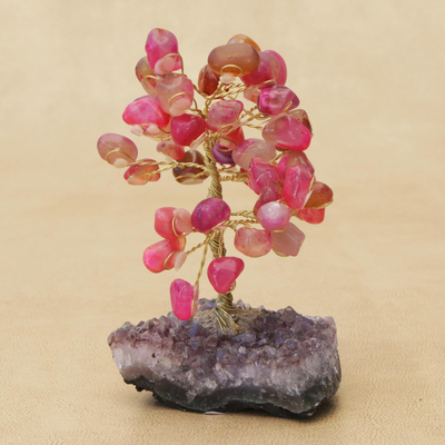 Agate gemstone tree, 'Cute Leaves' - Pink Agate Gemstone Tree with an Amethyst Base from Brazil
