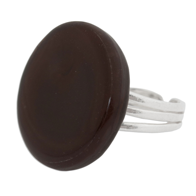 Art glass cocktail ring, 'Gleaming Surface in Chestnut' - Circular Art Glass Cocktail Ring in Chestnut from Brazil
