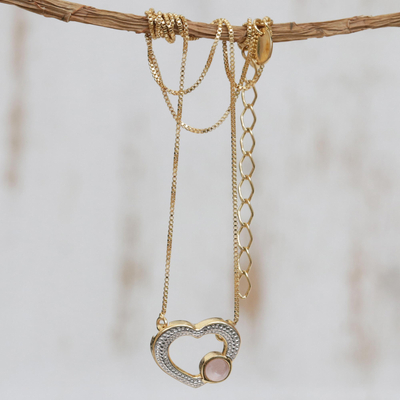 Halskette mit Rosenquarz-Anhänger und Goldakzent - Herzförmige Halskette mit Rosenquarz-Anhänger und Goldakzent
