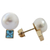 Pendientes botón de perlas cultivadas y topacio azul - Aretes colgantes de topacio azul y perla Mabe cultivada en oro de 18 k