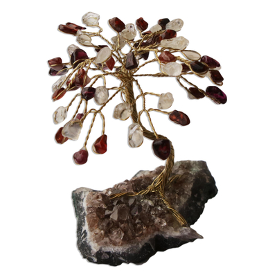 Mini árbol de piedras preciosas de granate y cuarzo, 'Fuego y hielo' - Mini escultura de árbol de piedras preciosas brasileñas de cuarzo y granate