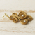 Pendientes colgantes de hierba dorada con acento dorado, 'Golden Curls' - Pendientes brasileños de hierba dorada y curlicue de pedrería