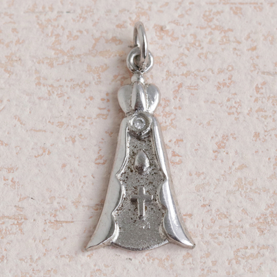Colgante de plata de primera ley con baño de rodio y diamantes - Colgante Virgen Santísima Rodiada con Diamante
