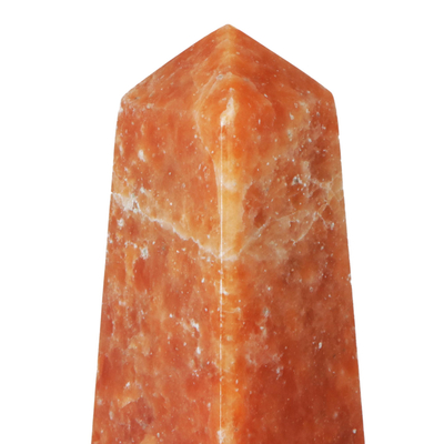 Calcit-Skulptur - Von Hand gefertigter orangefarbener Calcit-Obelisk