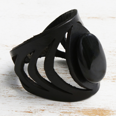 Agate and leather wristband bracelet, 'Echo in Black' - Handmade Agate and Leather Bracelet