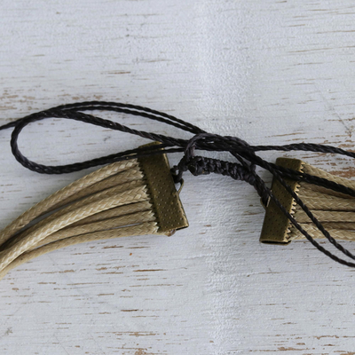Halskette mit Kürbisanhänger - Handgeschnitzte Kürbishalskette