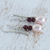Ohrhänger aus Granat und Zuchtperlen - Brasilianische handgefertigte Ohrringe aus Granat und rosafarbenen Zuchtperlen