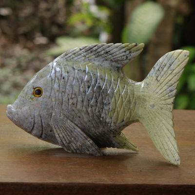 Dolomitenfigur „Ingwerfisch“ - Handgeschnitzte Dolomit-Fischskulptur aus Brasilien