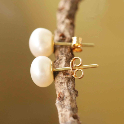 Cultured pearl stud earrings, 'Timeless Classic' - 18k Gold Cultured Pearl Stud Earrings
