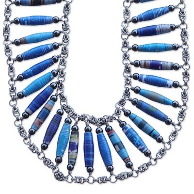 Kragenhalskette aus recyceltem Papier - Blaue Halskette aus recyceltem Papier, handgefertigt in Brasilien