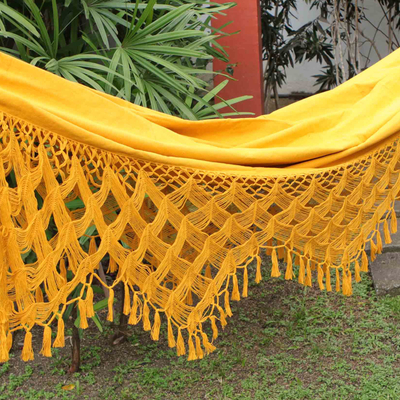 Cotton hammock, 'Honey Eden' (single) - Loomed Honey Cotton Hammock with Crocheted Details (Single)