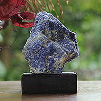 Sodalite sculpture, 'Blue Confidence' - Natural Sodalite Sculpture with Black Pine Wood Base