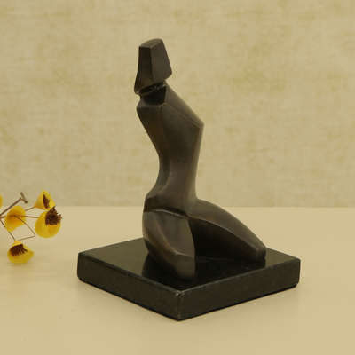 Escultura de bronce - Escultura Abstracta de Bronce de Mujer Sentada con Base de Granito
