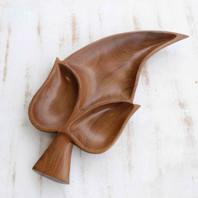 Wood appetizer platter, 'Brown Big Leaf' - Brazilian Hand-Carved Wood Leaf Appetizer Platter in Brown