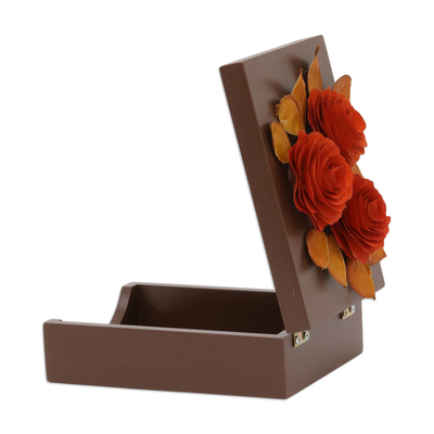 Dekorative Box aus Holz - Dekorative Holzbox mit orangefarbenen Rosen, handgeschnitzt in Brasilien