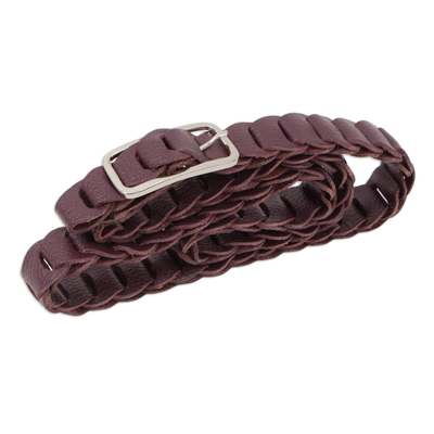 Cinturón de cuero - Cinturón de cuero flotante trenzado en color morado con hebilla metálica