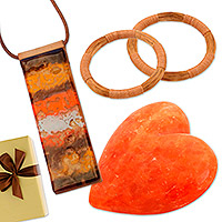 Set de regalo seleccionado - Set de regalo seleccionado con collar de escultura naranja y 2 pulseras