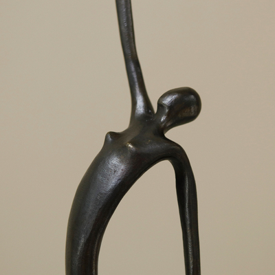 Escultura de bronce, (Grande) (2023) - Escultura semiabstracta de bronce oxidado hecha a mano en Brasil