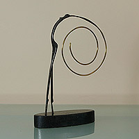 Escultura de bronce, 'Artistic Spin' - Escultura semiabstracta de bronce oxidado sobre base de granito