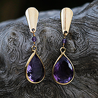 Vergoldete Amethyst-Ohrhänger, „Purple Springtime“ – 18 Karat vergoldete Ohrhänger mit Amethyst-Edelsteinen
