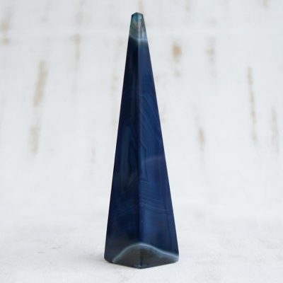 Blue agate obelisk, 'Happiness' (large) - Blue agate obelisk