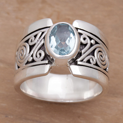 Blauer Topas-Einzelsteinring - Handgefertigter breiter Ring aus Sterlingsilber mit blauem Topas