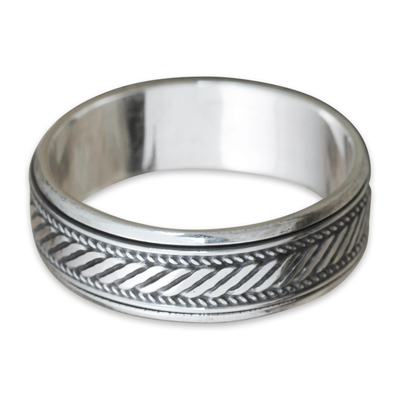 Sterling silver meditation spinner ring, 'Speed' - Handcrafted Sterling Silver Meditation Spinner Ring