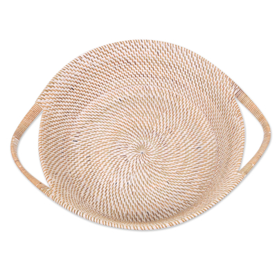 Natural fiber basket, 'Lombok Beauty' - Handwoven Natural Fiber Basket from Lombok Island