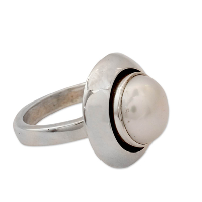 Cultured pearl cocktail ring, 'Jaipur Magic Moon' - India Women's Sterling Silver Single Stone Pearl Ring
