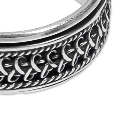 Sterling silver meditation spinner ring, 'Dragon Scale' - Hand Made Sterling Silver Balinese Meditation Spinner Ring
