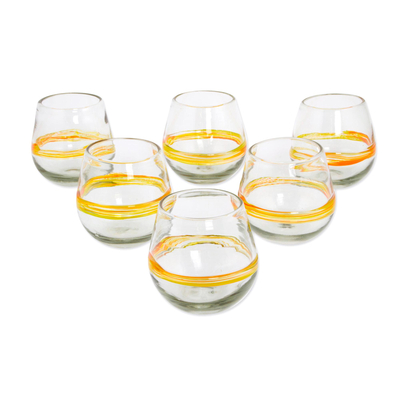 Trinkgläser aus mundgeblasenem Glas, (6er-Set) - Handgeblasene recycelte Gläser mit gelben Akzenten