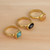 Anillos apilables con múltiples piedras preciosas chapadas en oro (juego de 3) - Tres anillos apilables chapados en oro con varias piedras preciosas de Brasil