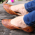 Jutti-Schuhe aus Leder - Jutti-Schuhe aus floralem Leder in Kupfer aus Indien