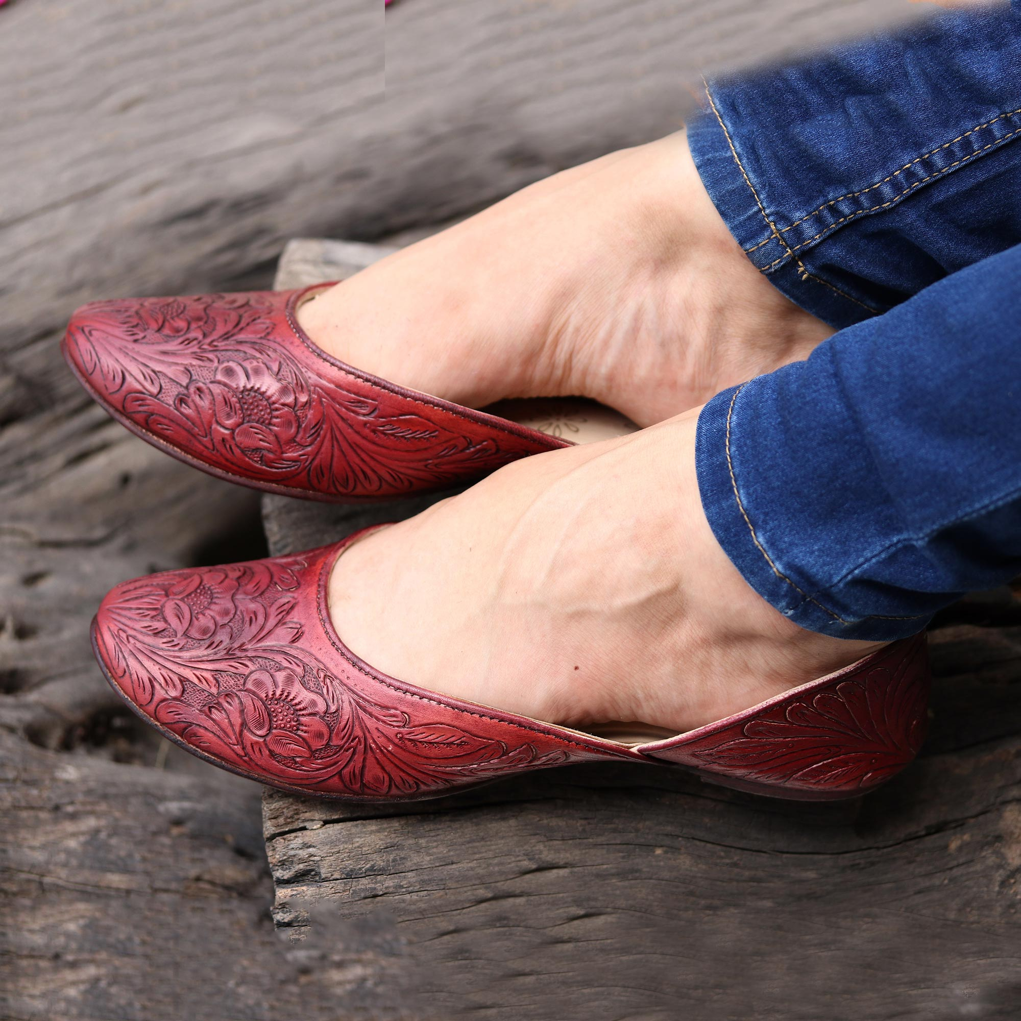 Floral Leather Jutti Shoes in Burgundy from India - Taj Mahal Burgundy |  NOVICA