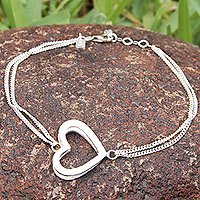 Sterling silver pendant bracelet,