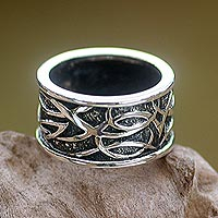 Sterling silver band ring, 'Jakarta Warrior' - Unisex Indonesian Sterling Silver Band Ring