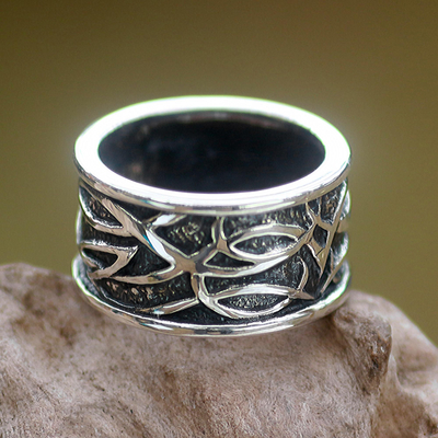 Sterling silver band ring, 'Jakarta Warrior' - Unisex Indonesian Sterling Silver Band Ring